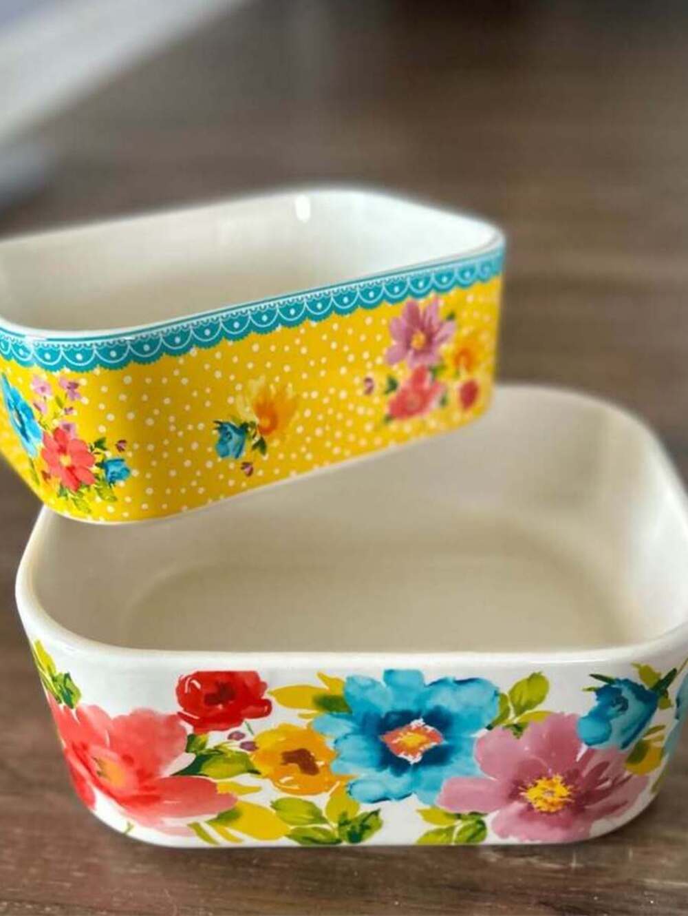 The Pioneer Woman 2-Piece Floral Stoneware Baker Set